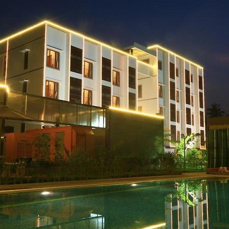 Mayapuri Amira Kumbakonam Exterior foto