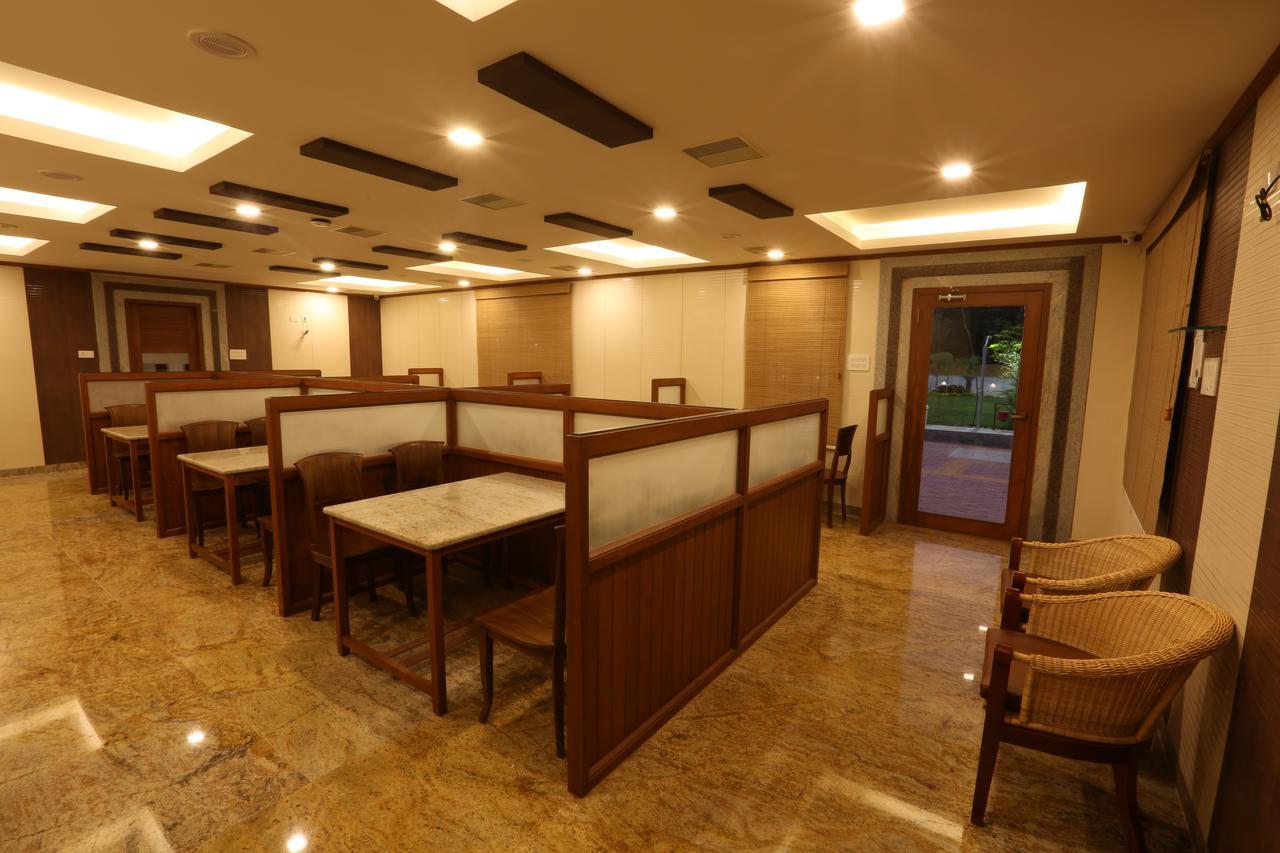 Mayapuri Amira Kumbakonam Exterior foto